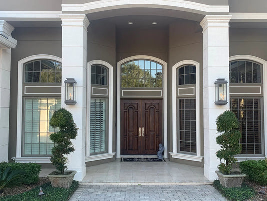 What is the Difference Between Post Mount and Column Mount Lanterns?